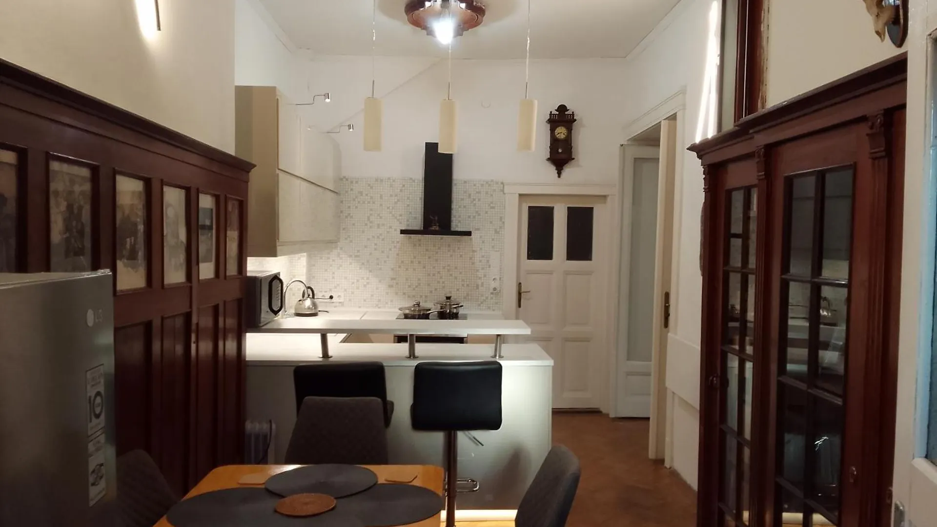 Parkside Large Modern Garden View Apartment Βουδαπέστη Ουγγαρία